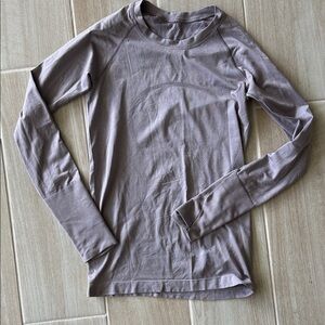 lululemon athletica Long Sleeve Top in Light Purple